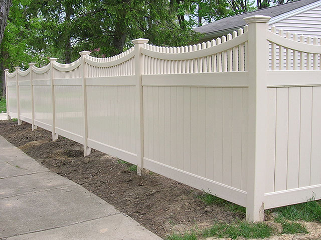 Vinyl Privacy Fence by Elyria Fence